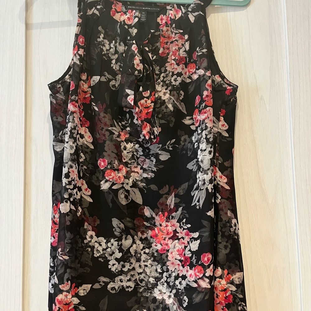 WHBM Elegant Black Floral Sleeveless Blouse Size 10